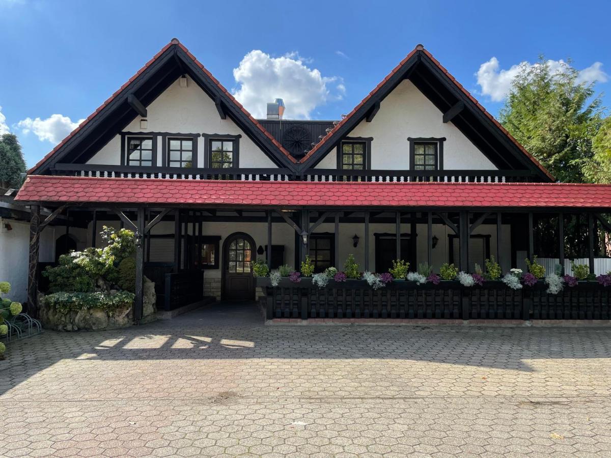Gaestehaus Toenisvorst Exterior photo